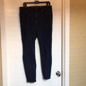 D. Jeans dark wash jegging | size 16
